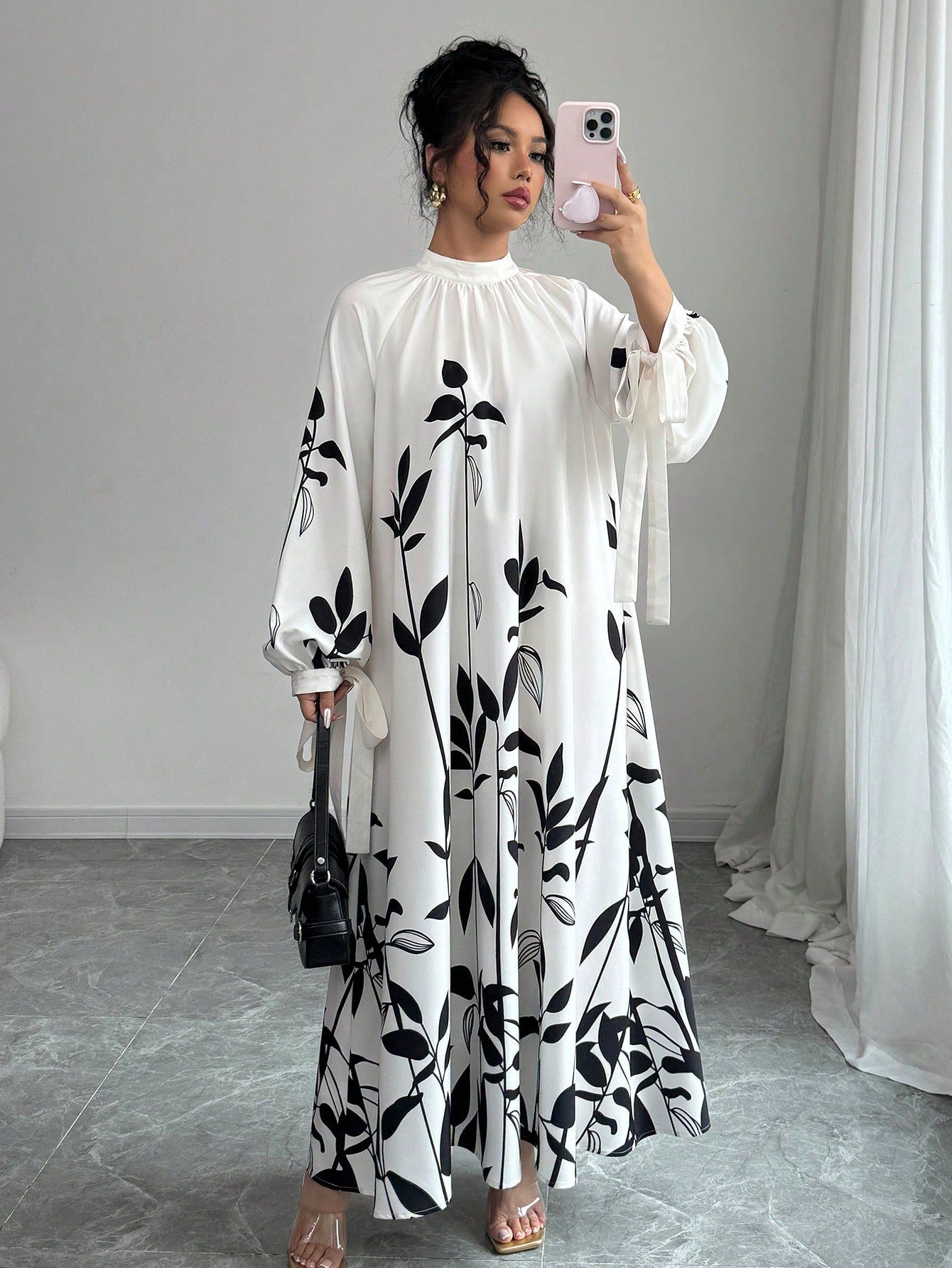 1739498563b68feb3c12f57c8ea1ba2d0f00b18399.jpg Robe Longue à Manches Lanternes - Image 1