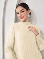 Robe Élégante à Col Montant - Image 6